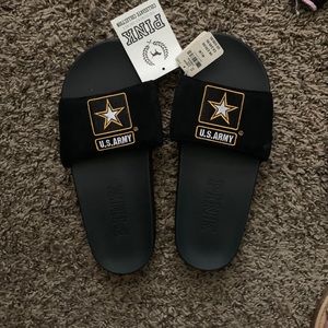 PINK Victoria Secret U.S. ARMY slides